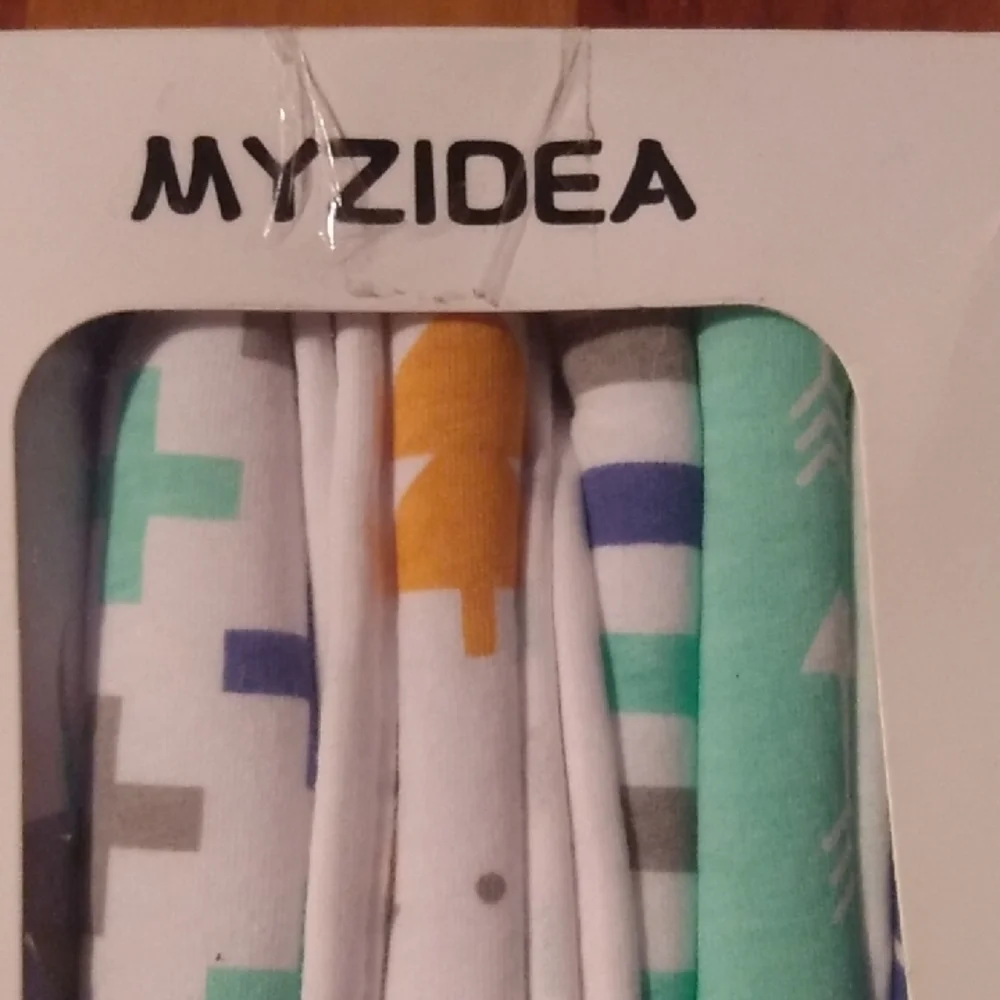 Brand New, MYZIDEA Baby, Set of 8 Natural, Organic Cotton Bandana Drool Bibs